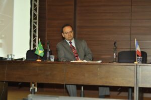Dr.João Luiz é Presidente de mesa no Congresso da Sociedade Brasileira de Coluna em Campos do Jordão